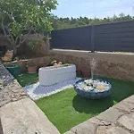 Neda شقة