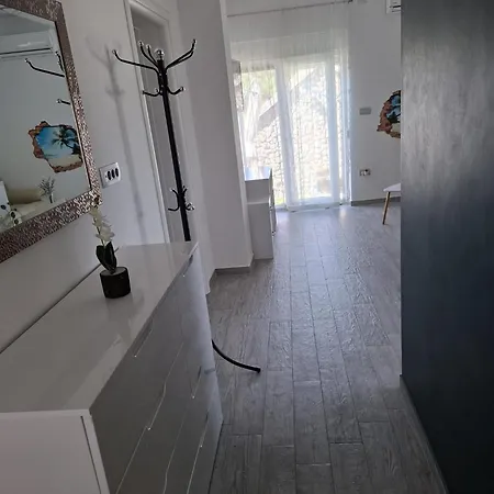 Waterflow Apartman Bilice