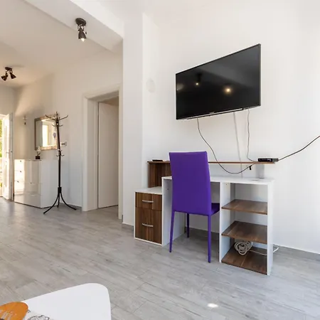 Apartment Neda Bilice
